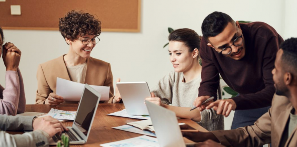 Construire une stratégie pour devenir le leader.